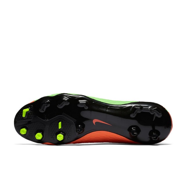 SEPATU FOOTBALL NIKE  Hypervenom Phatal III DF FG