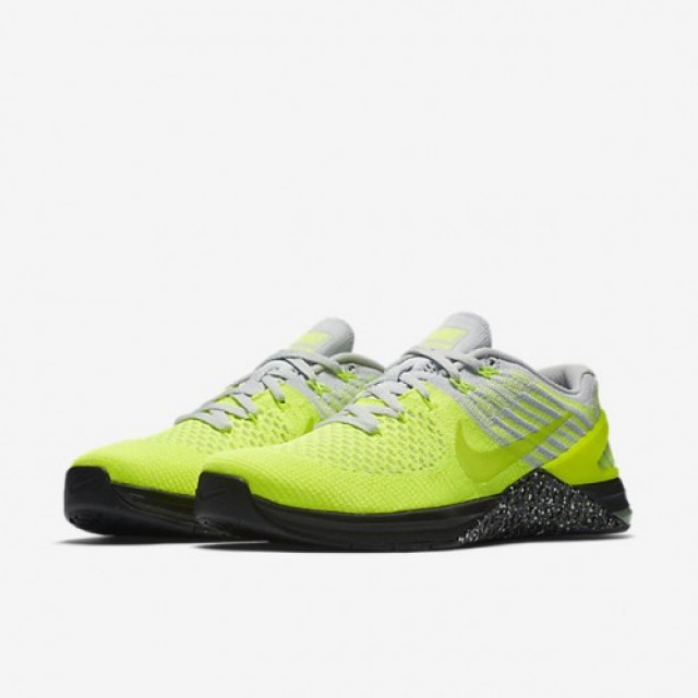 SEPATU TRAINING NIKE Metcon DSX Flyknit