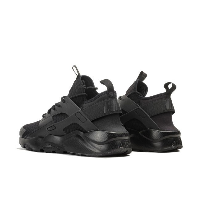 nike huarache run ultra triple black