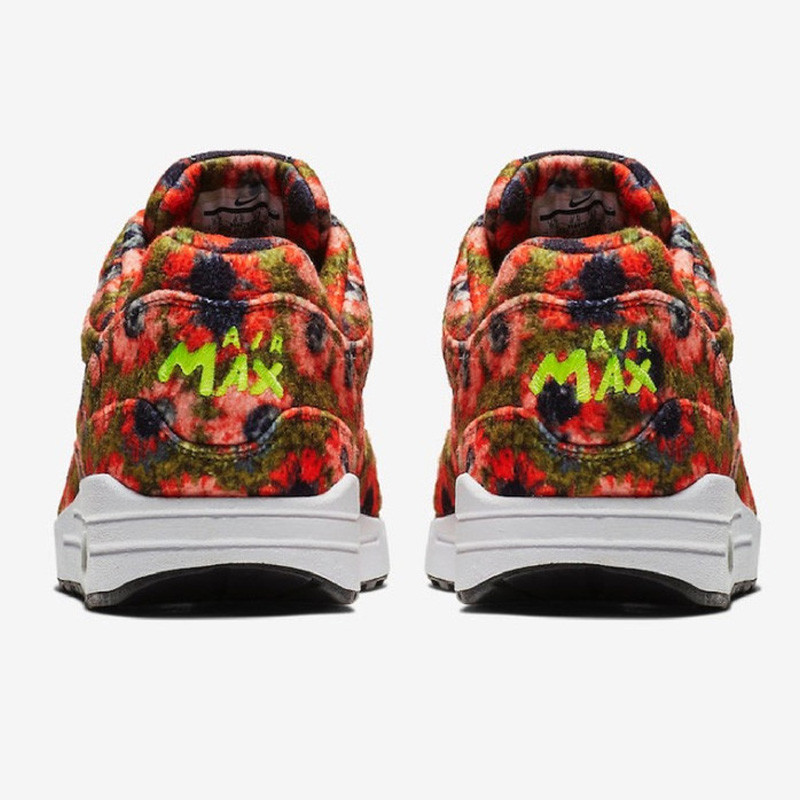 SEPATU SNEAKERS NIKE Wmns Air Max 1 Premium SE