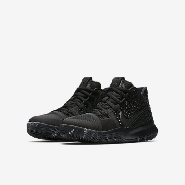 SEPATU BASKET NIKE Kyrie 3 GS