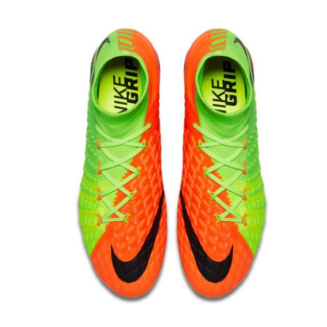 SEPATU FOOTBALL NIKE Hypervenom Phantom III DF FG