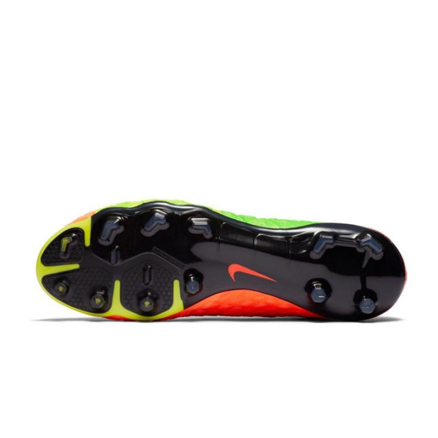 SEPATU FOOTBALL NIKE Hypervenom Phantom III DF FG