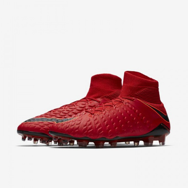 SEPATU FOOTBALL NIKE Hypervenom Phantom III DF FG 