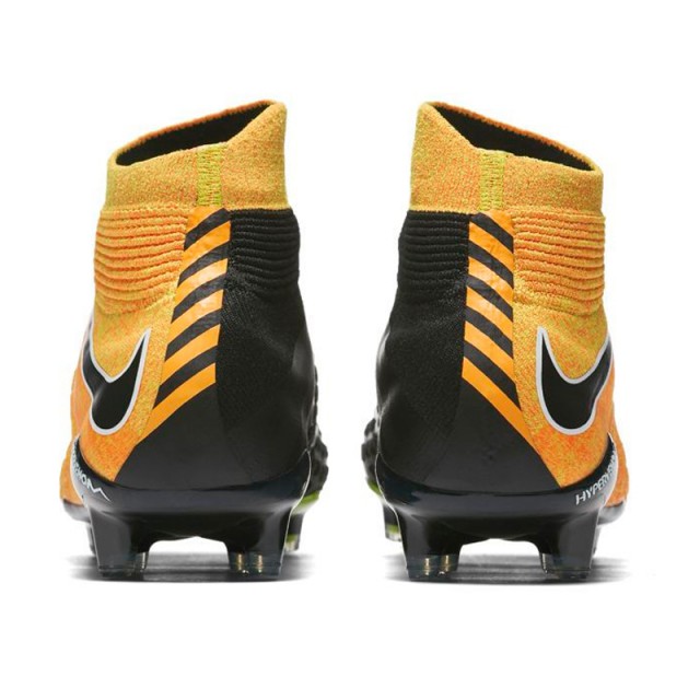 SEPATU FOOTBALL NIKE Hypervenom Phantom III DF FG 