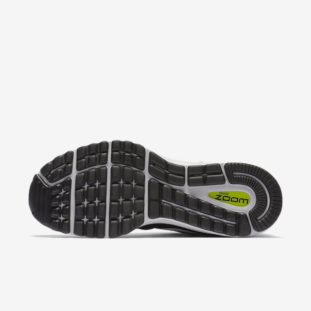 SEPATU LARI NIKE Wmns Air Zoom Vomero 12