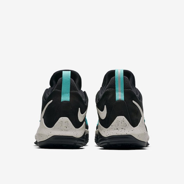 SEPATU BASKET NIKE PG 1