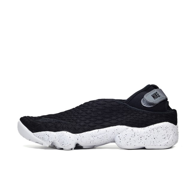 SEPATU LARI NIKE WMNS Rift Wrap SE