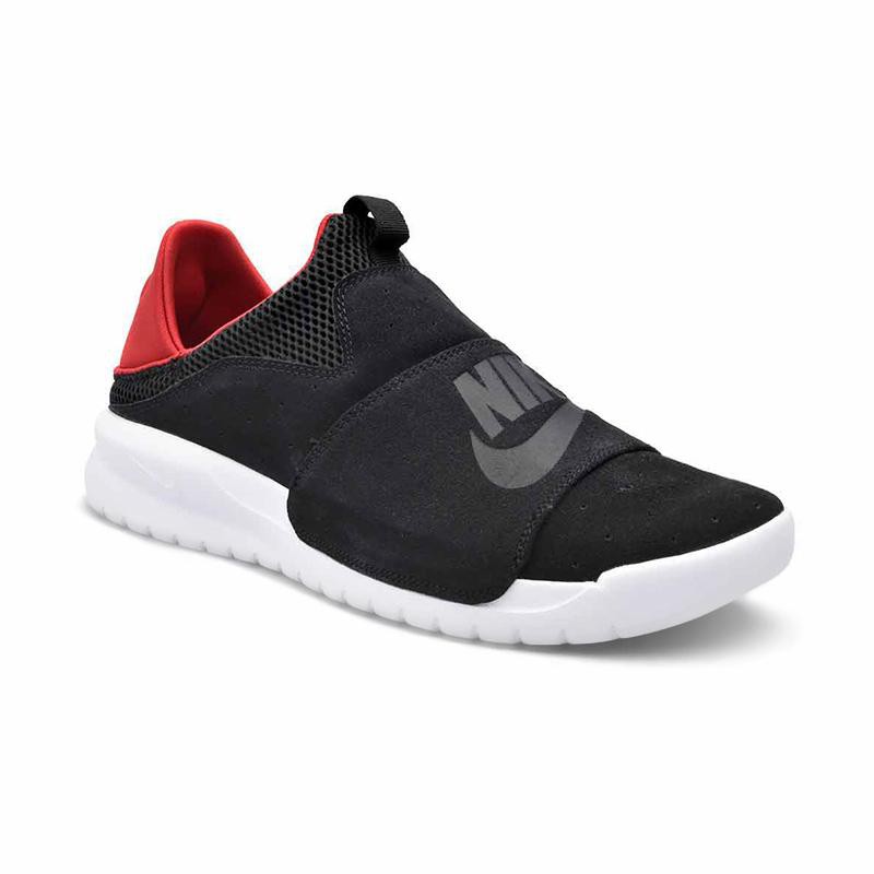 SEPATU SNEAKERS NIKE Benassi Slip Shoe