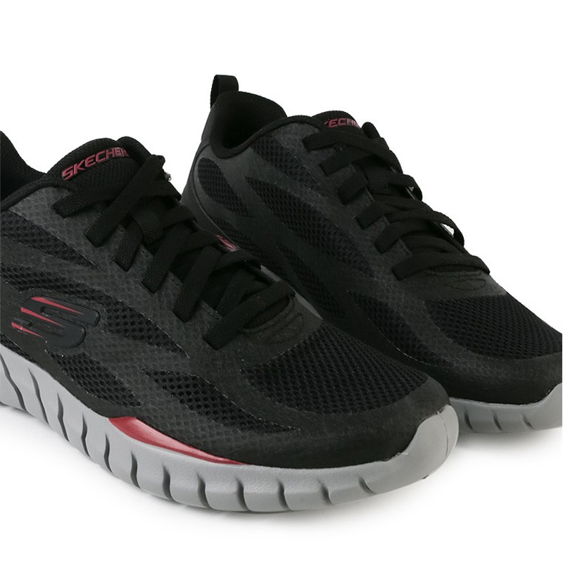 SEPATU TRAINING SKECHERS Sport Overhaul 2.0