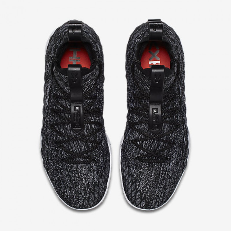 SEPATU BASKET NIKE Lebron 15