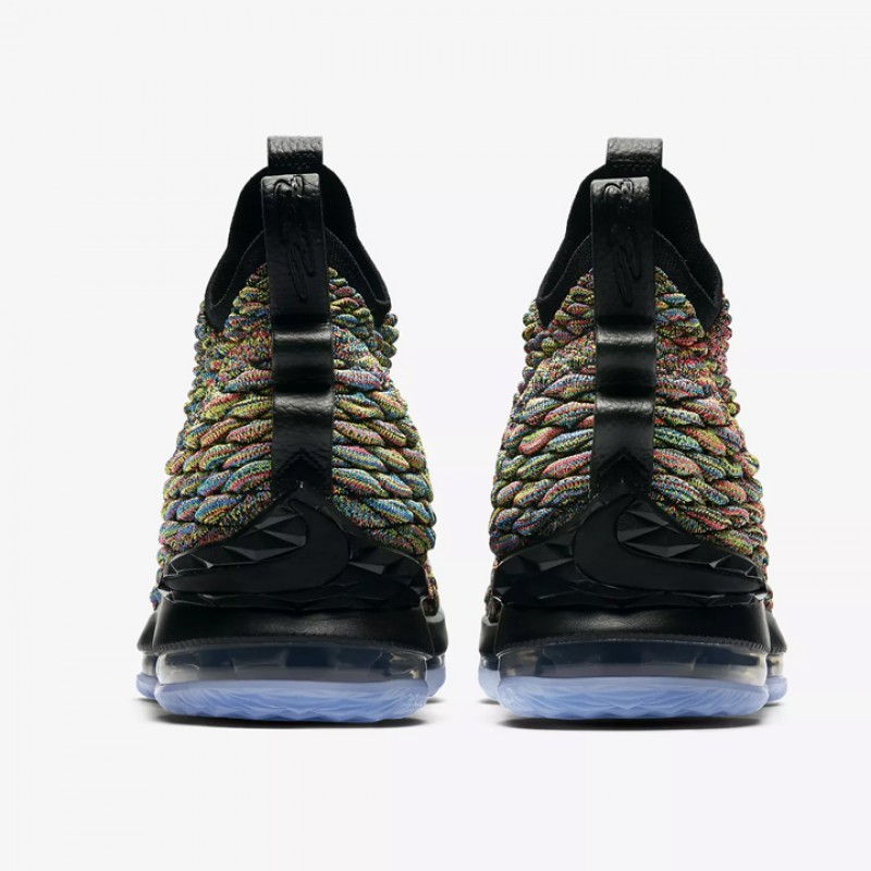 SEPATU BASKET NIKE Lebron 15