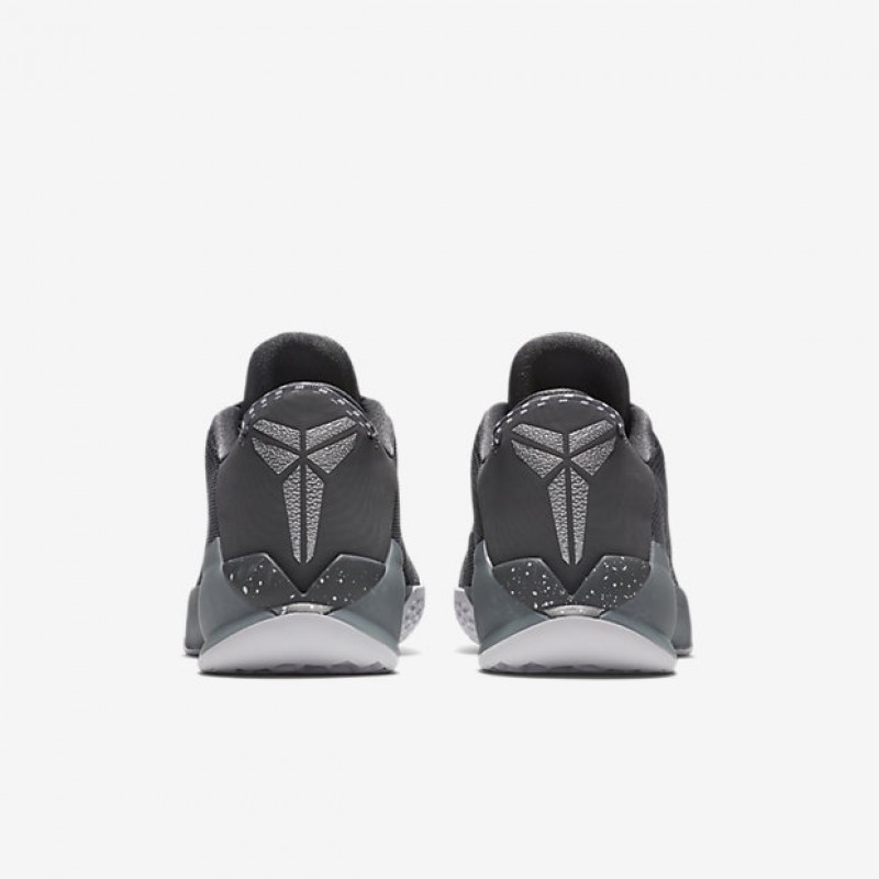 SEPATU BASKET NIKE Zoom Kobe Venomenon 6