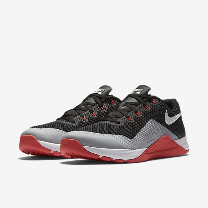 SEPATU TRAINING NIKE Metcon Repper DSX