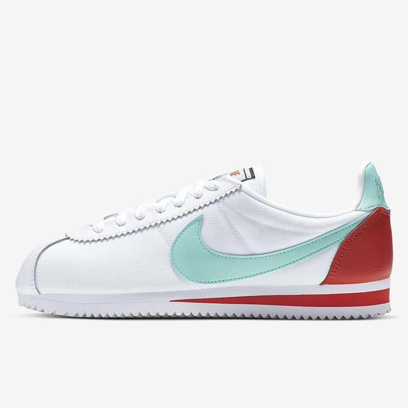 SEPATU SNEAKERS NIKE Wmns Classic Cortez PRM