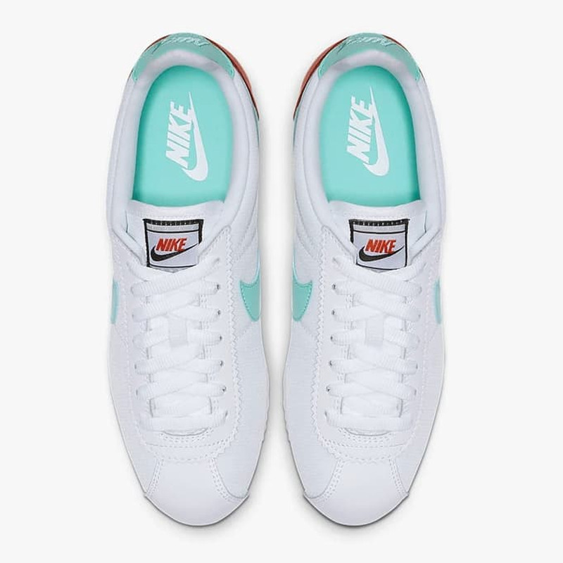 SEPATU SNEAKERS NIKE Wmns Classic Cortez PRM