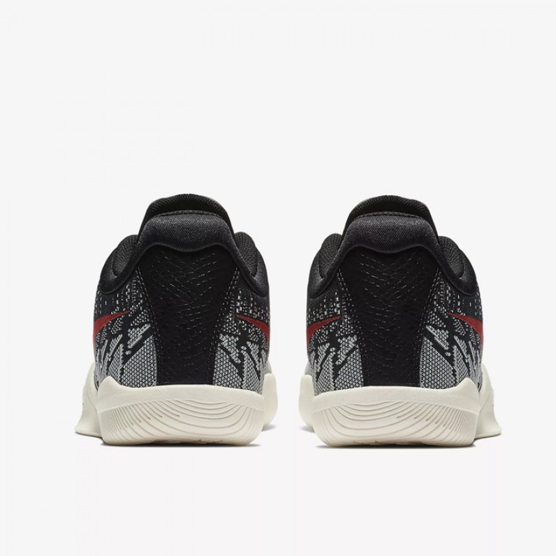 SEPATU BASKET NIKE Mamba Rage