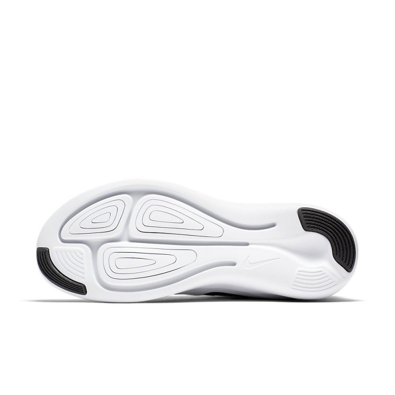 SEPATU LARI NIKE Lunar Apparent