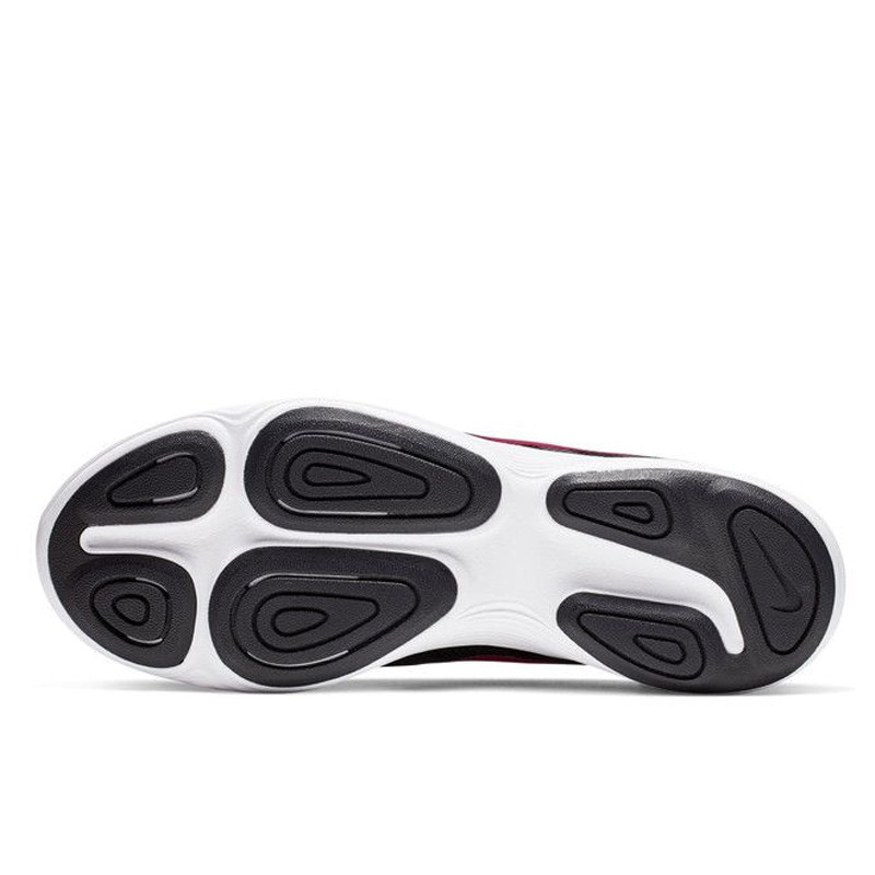 SEPATU LARI NIKE Revolution 4