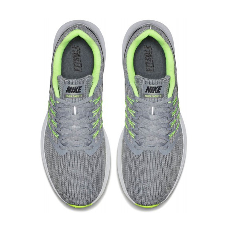 SEPATU LARI NIKE Run Swift