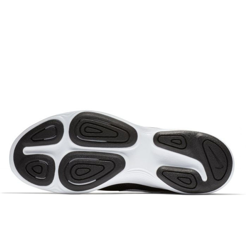 SEPATU LARI NIKE Wmns Revolution 4