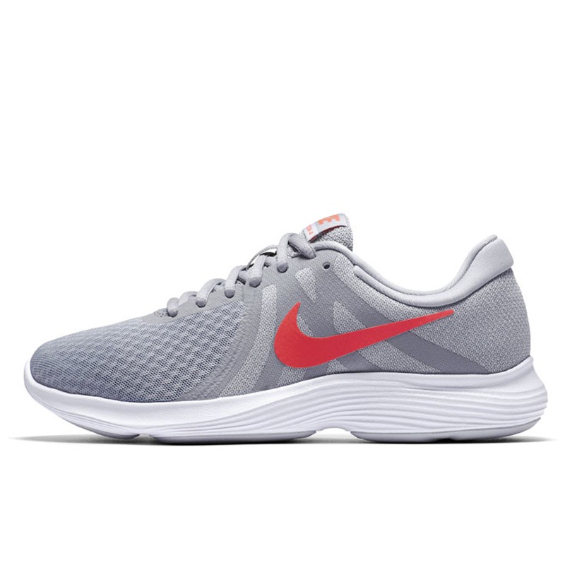 SEPATU LARI NIKE Wmns Revolution 4