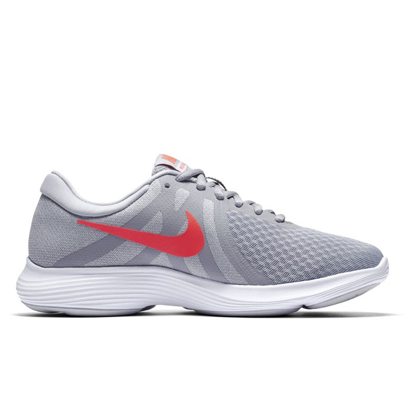 SEPATU LARI NIKE Wmns Revolution 4