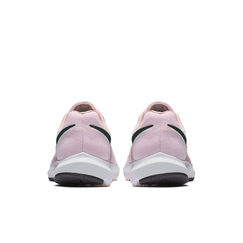 SEPATU LARI NIKE Wmns Run Swift
