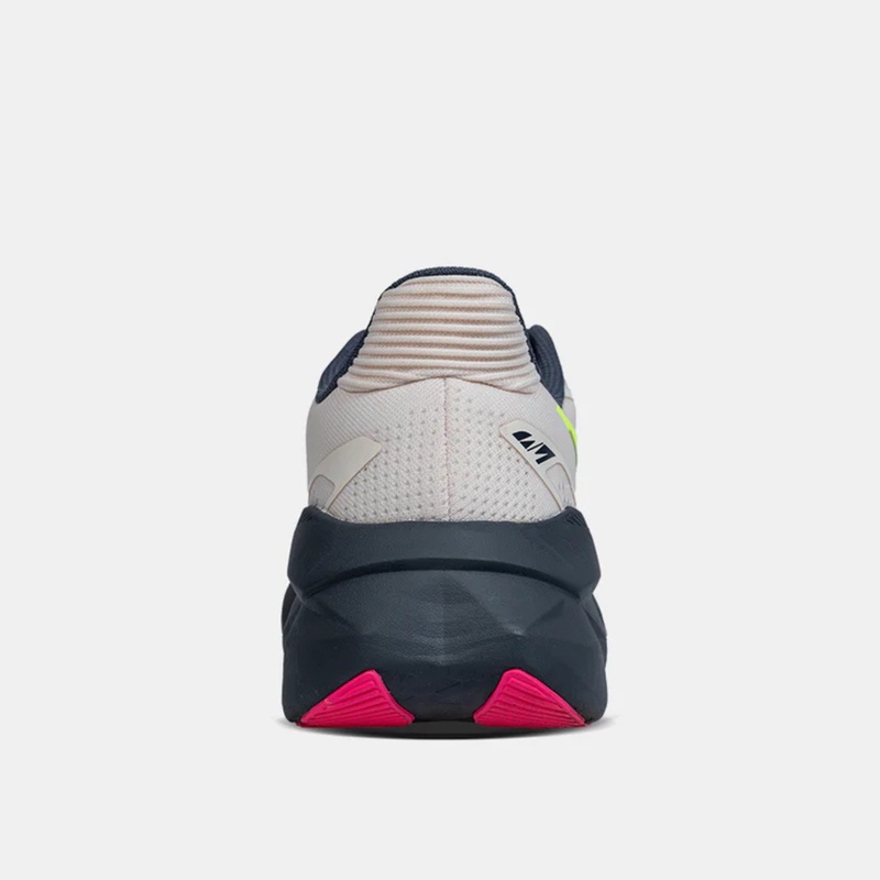 SEPATU LARI MILLS Enerstrike Hyper