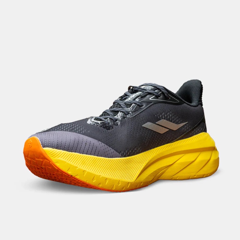 SEPATU LARI MILLS Enerstrike Hyper