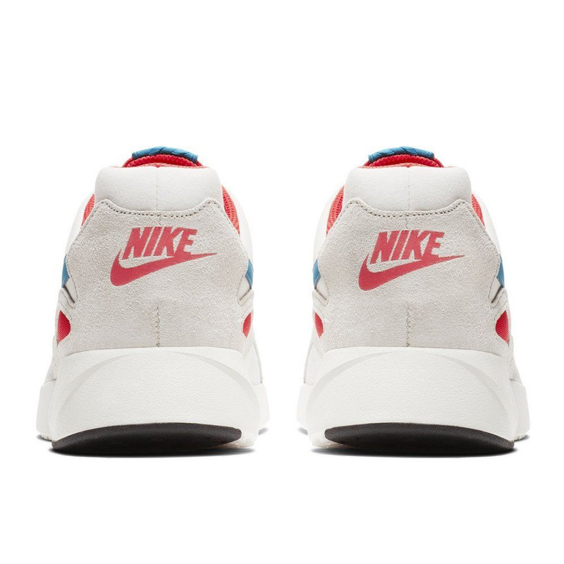 SEPATU SNEAKERS NIKE Pantheos