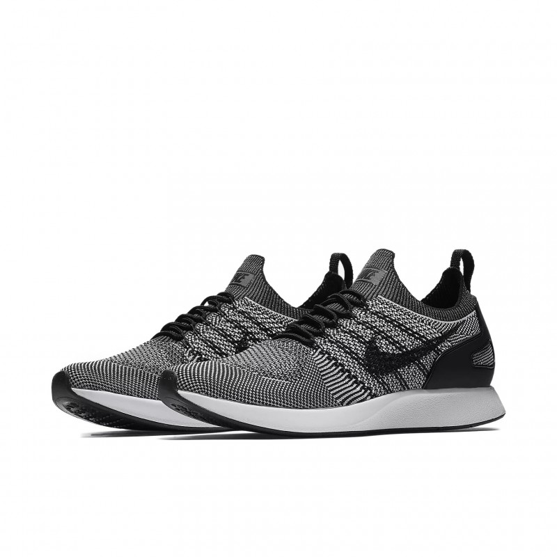 SEPATU SNEAKERS NIKE Air Zoom Mariah Flyknit Racer