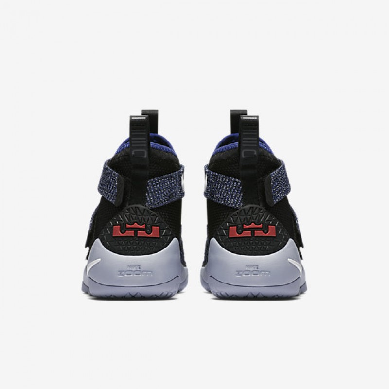 SEPATU BASKET NIKE Lebron Soldier XI BG