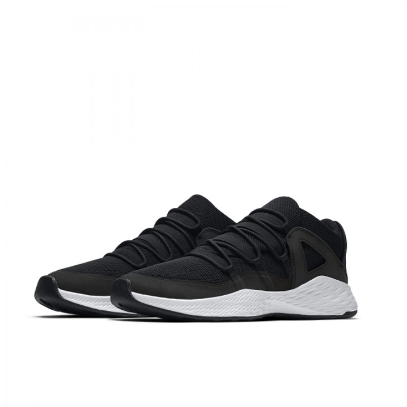 SEPATU SNEAKERS AIR JORDAN Formula 23 Low