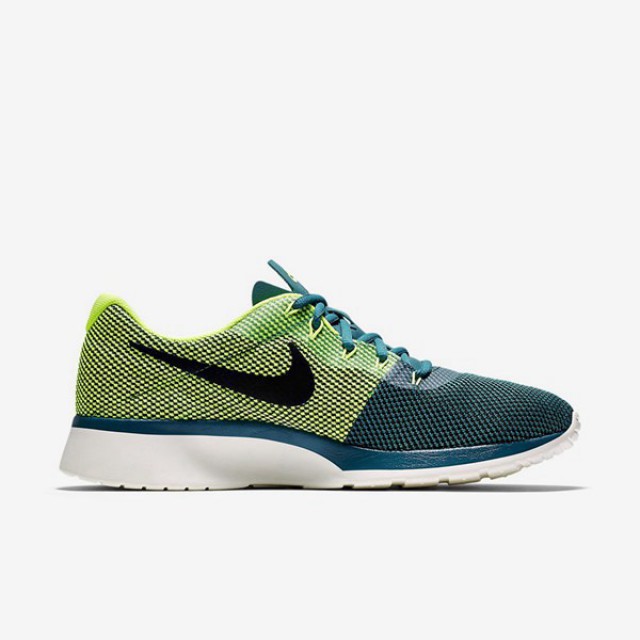 NIKE TANJUN RACER foto 3
