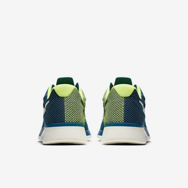 NIKE TANJUN RACER foto 4