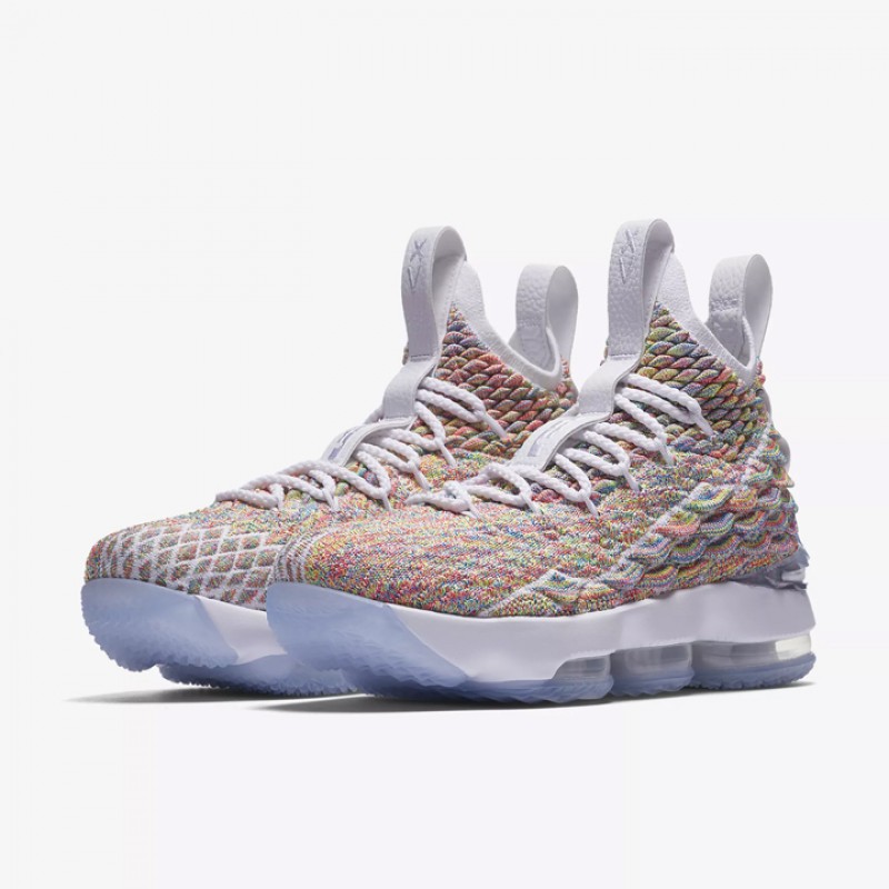 SEPATU BASKET NIKE Lebron 15 BG