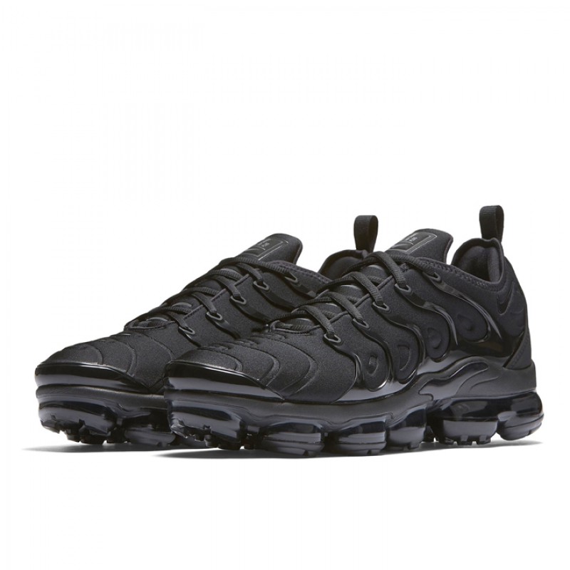 SEPATU SNEAKERS NIKE Air Vapormax Plus
