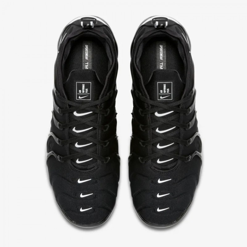 SEPATU SNEAKERS NIKE Air Vapormax Plus