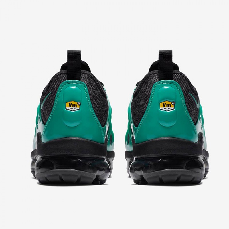 SEPATU SNEAKERS NIKE Vapormax Plus Eagles