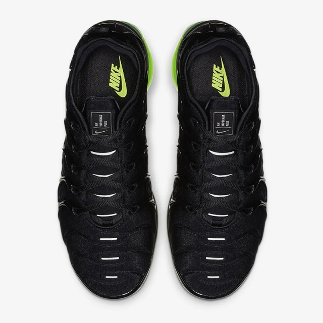 SEPATU LARI NIKE Air VaporMax Plus