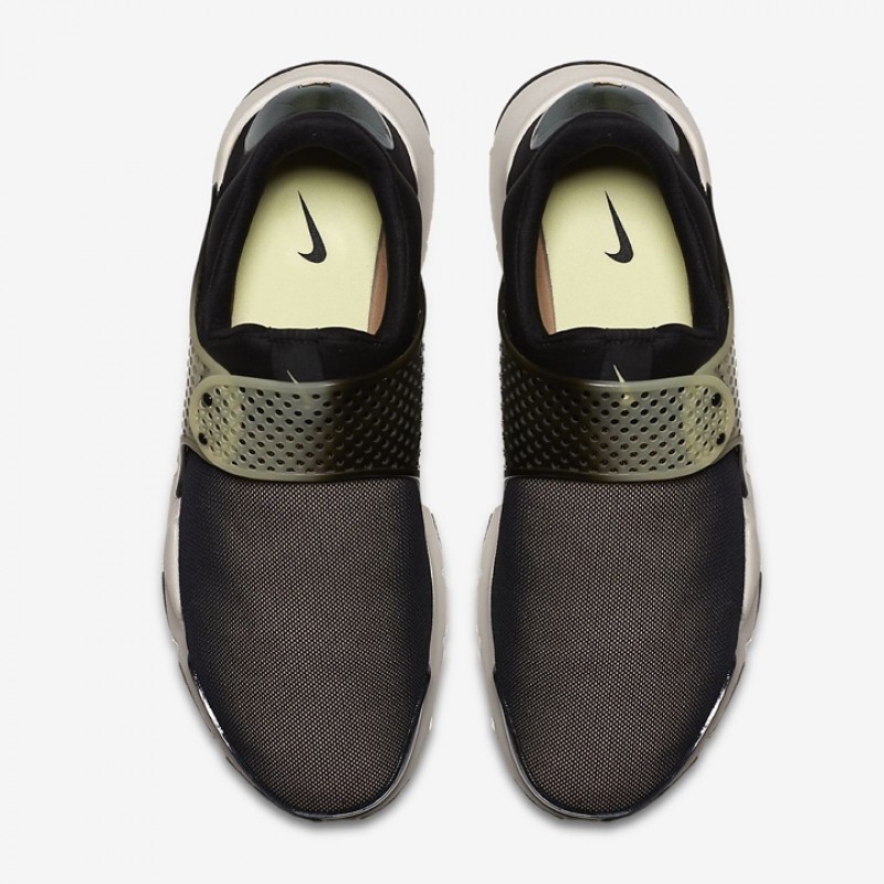 SEPATU SNEAKERS NIKE Sock Dart SE PRM