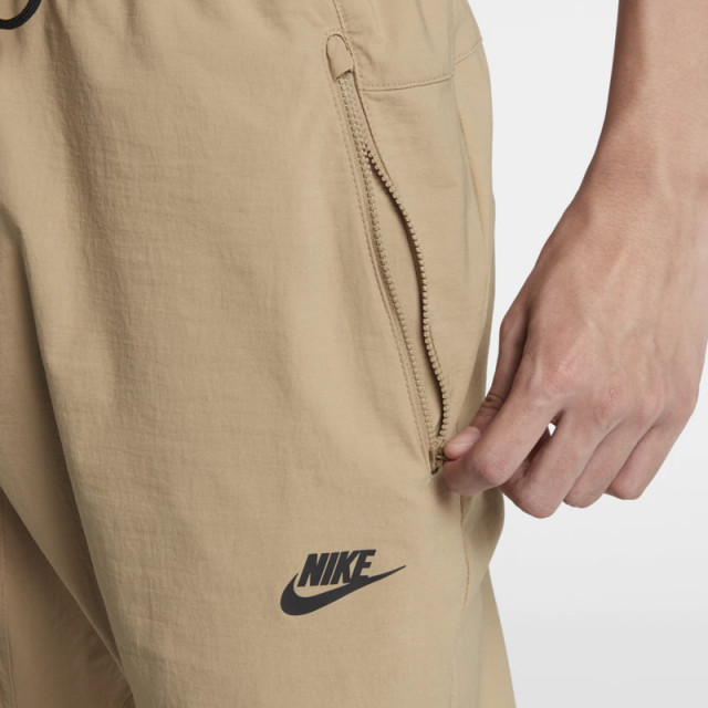 CELANA SNEAKERS NIKE Sportswear Woven Pants
