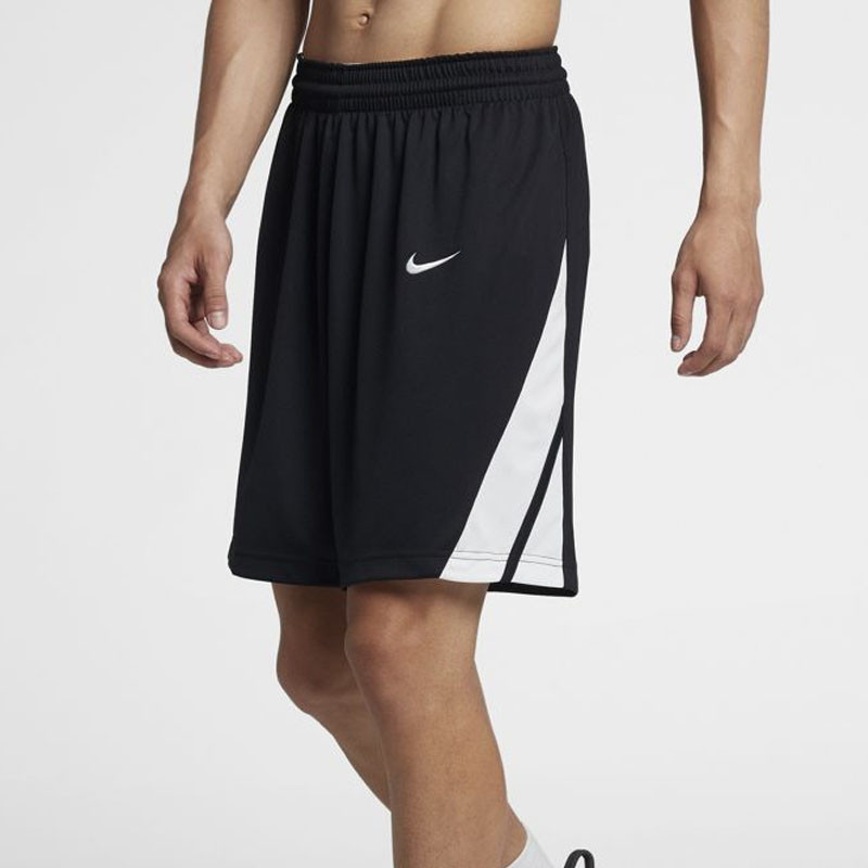 CELANA BASKET NIKE National Stack Shorts
