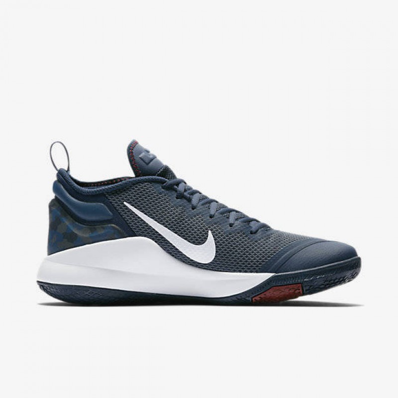 SEPATU BASKET NIKE Lebron Witness 2