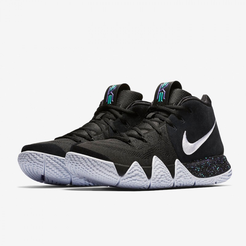 SEPATU BASKET NIKE Kyrie 4