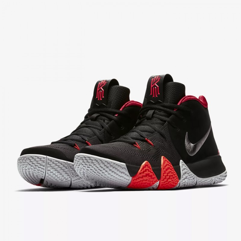 SEPATU BASKET NIKE Kyrie 4