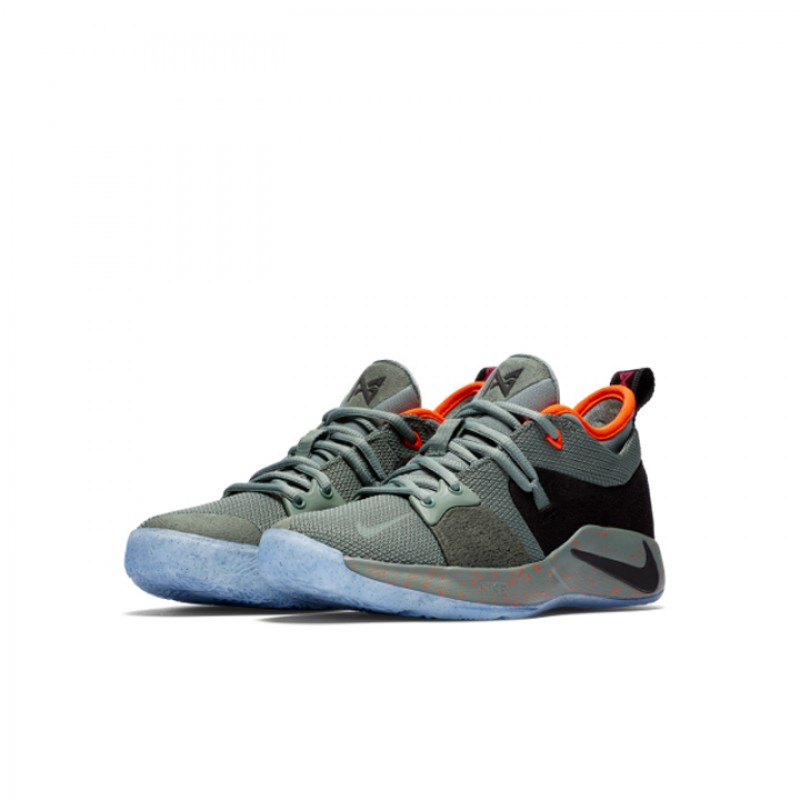 SEPATU BASKET NIKE PG 2 BG