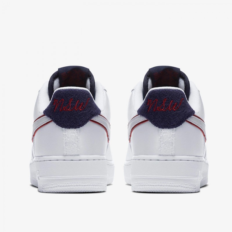 SEPATU SNEAKERS NIKE Wmns Air Force 1 &acute;07 SE