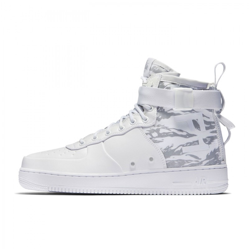 SEPATU SNEAKERS NIKE SF Air Force 1 Mid PRM